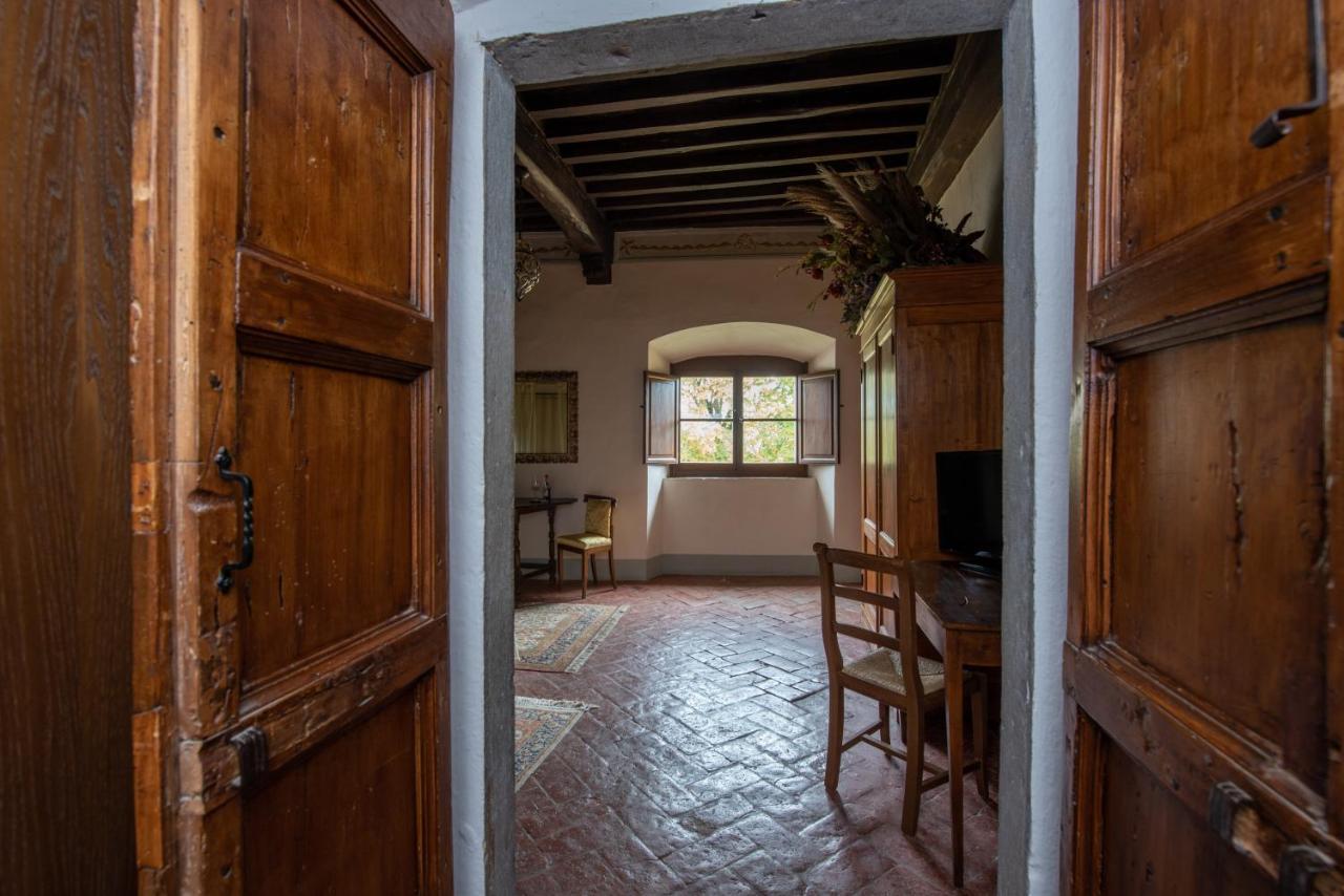 Гостевой дом Castello Di Meleto Гайоле-ин-Кьянти Экстерьер фото